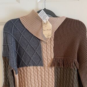 NWT Hem & Thread Colorblock Knit Sweater Fringe Cableknit Size Small